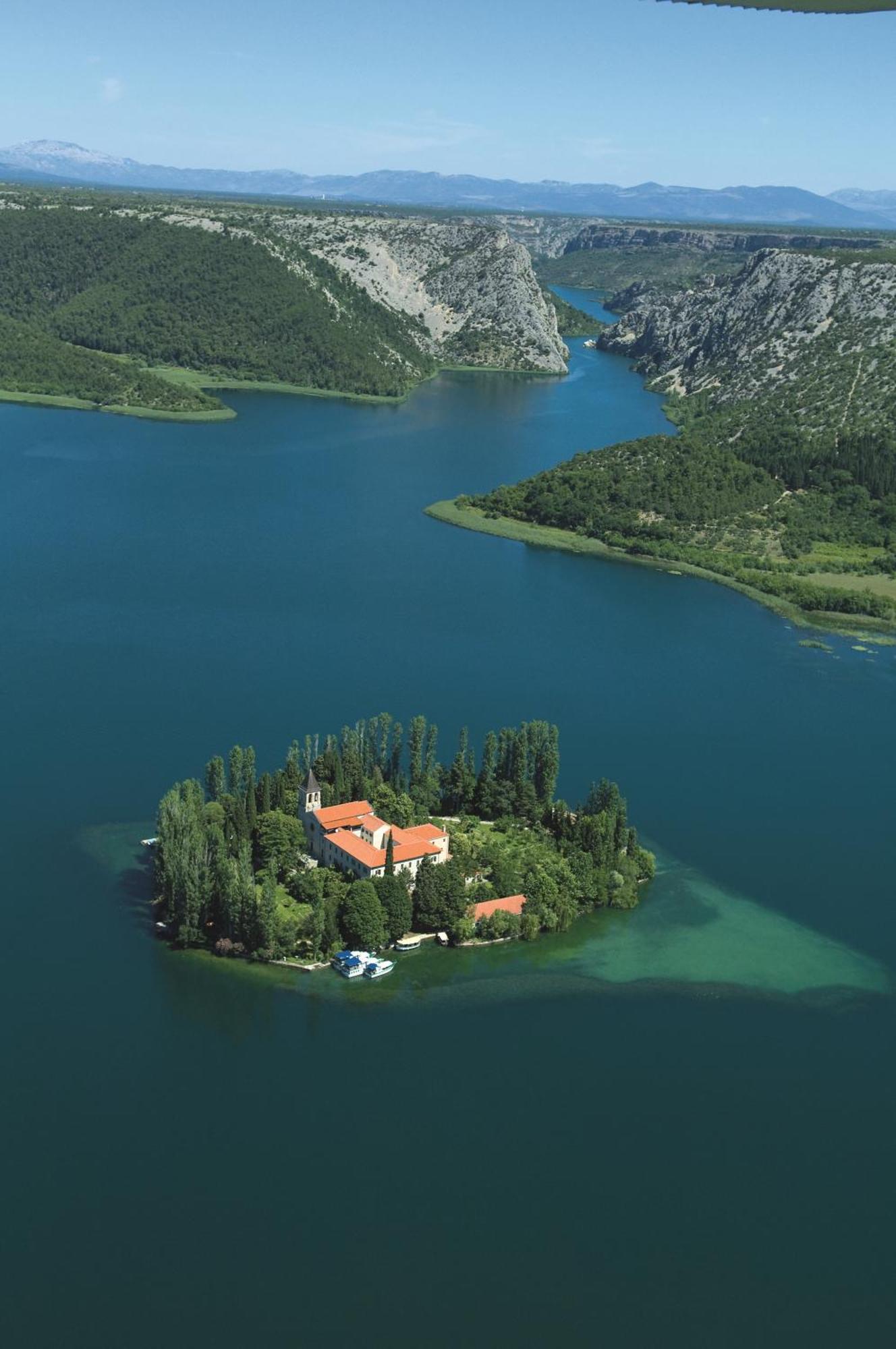 Hotel Vrata Krke Lozovac Exterior photo